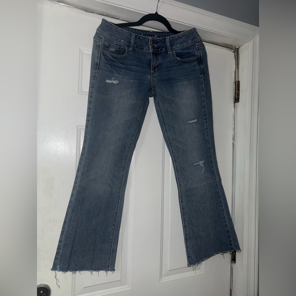 ✨ American Eagle Artist Bootcut Jeans Size 4 Raw Hem Distressed ✨ - Picture 6 of 15